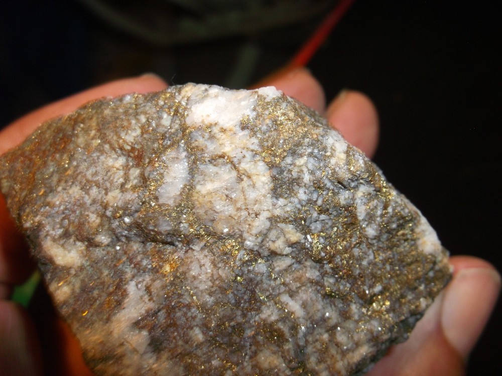 Gold, silver, copper, 259 grams samples ,ore high grade .