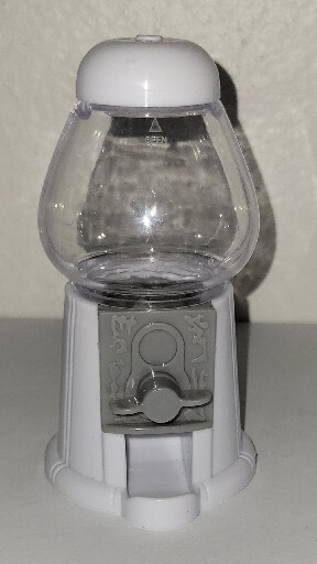 Small Plastic Useable Gumbal Machine About 5" Tall