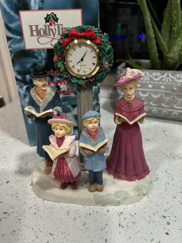 Hollytree Victorian Carollers Clock