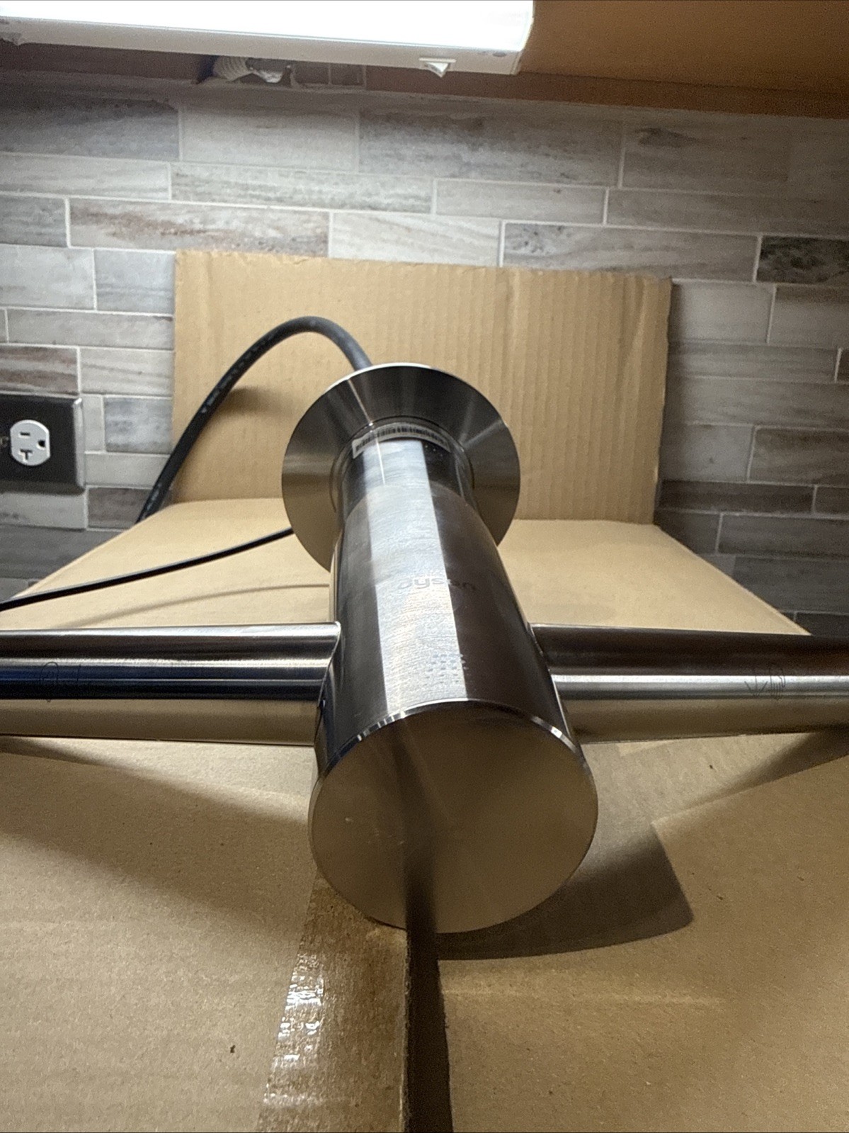 Dyson Auto Flush Tap Assy short Wall