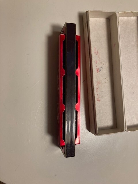 Golden Cup Shiny Red Metallic Harmonica China