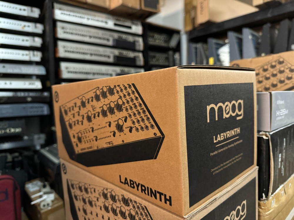 Moog Labyrinth Parallel Generative Synthesizer in box  ARMENS