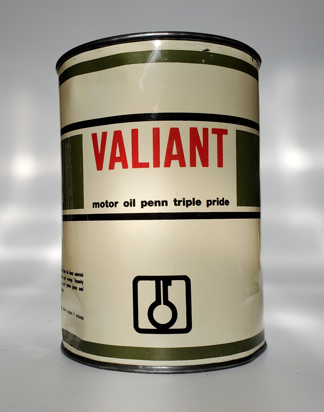 Collectors Oil Can. Super Rare Vintage Display. Hard To Find!   "VALIANT"  Nice.