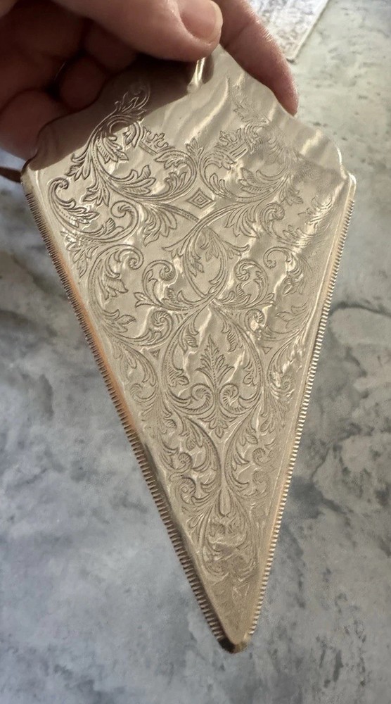 E P Zink Floral Cake Server