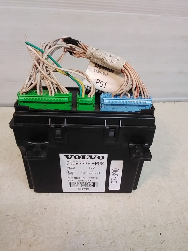 Volvo 21083375-P08 Control Module VECU