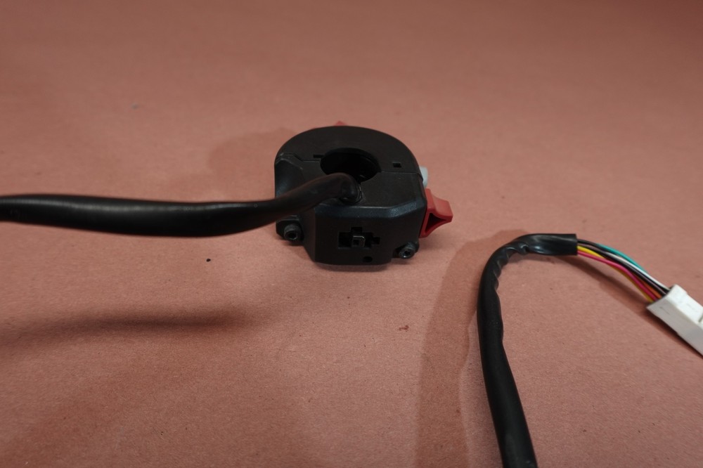 2017-2020 Ducati Supersport S Right Handlebar Stop Start Kill Switch