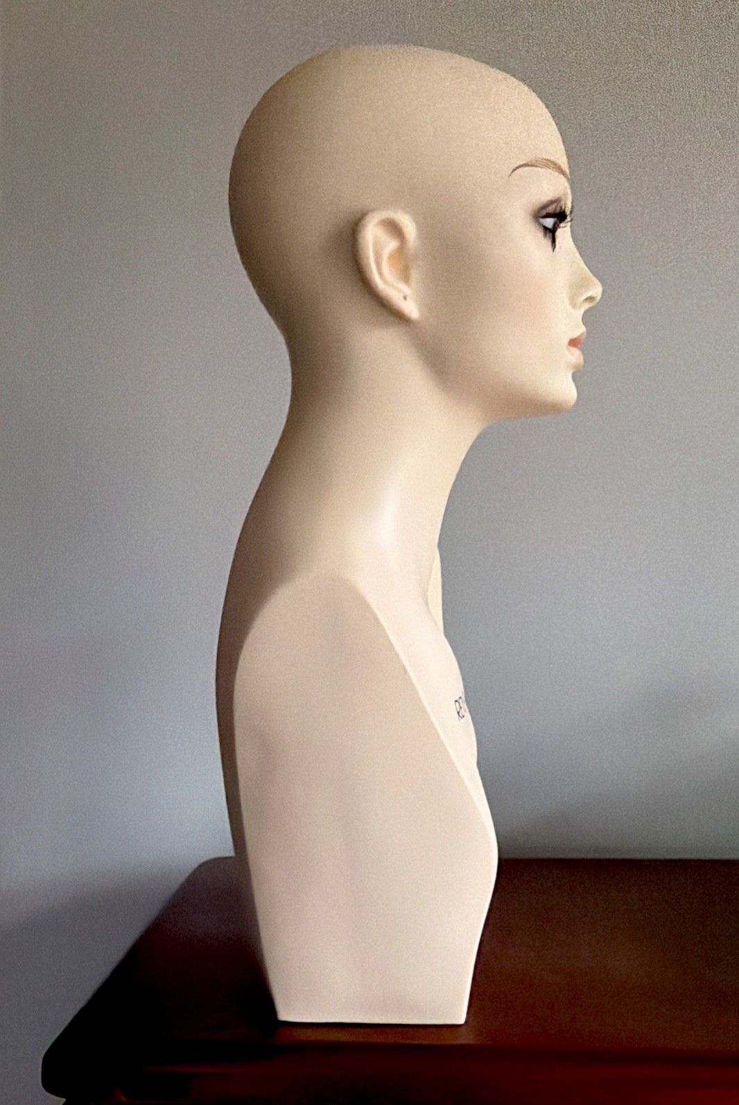 Vintage Rene of Paris Fiberglass Mannequin Head for Wigs Hats Cosmetology 20”
