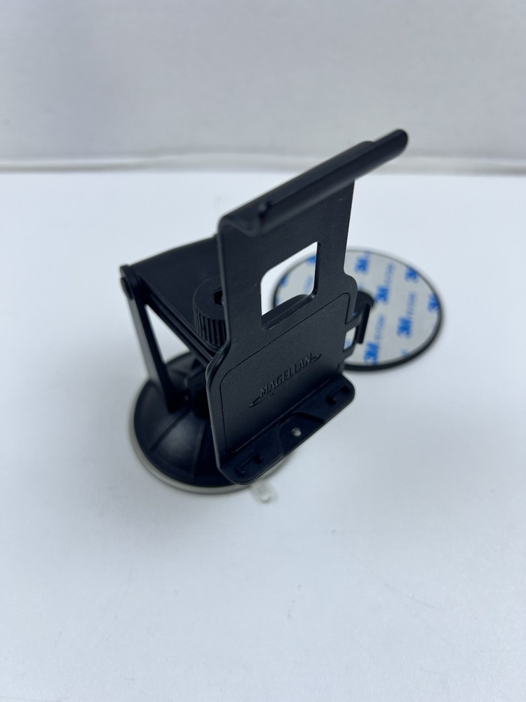 Magellan Maestro 5310 GPS Navigation Bundle + Cables + Accessories READ!