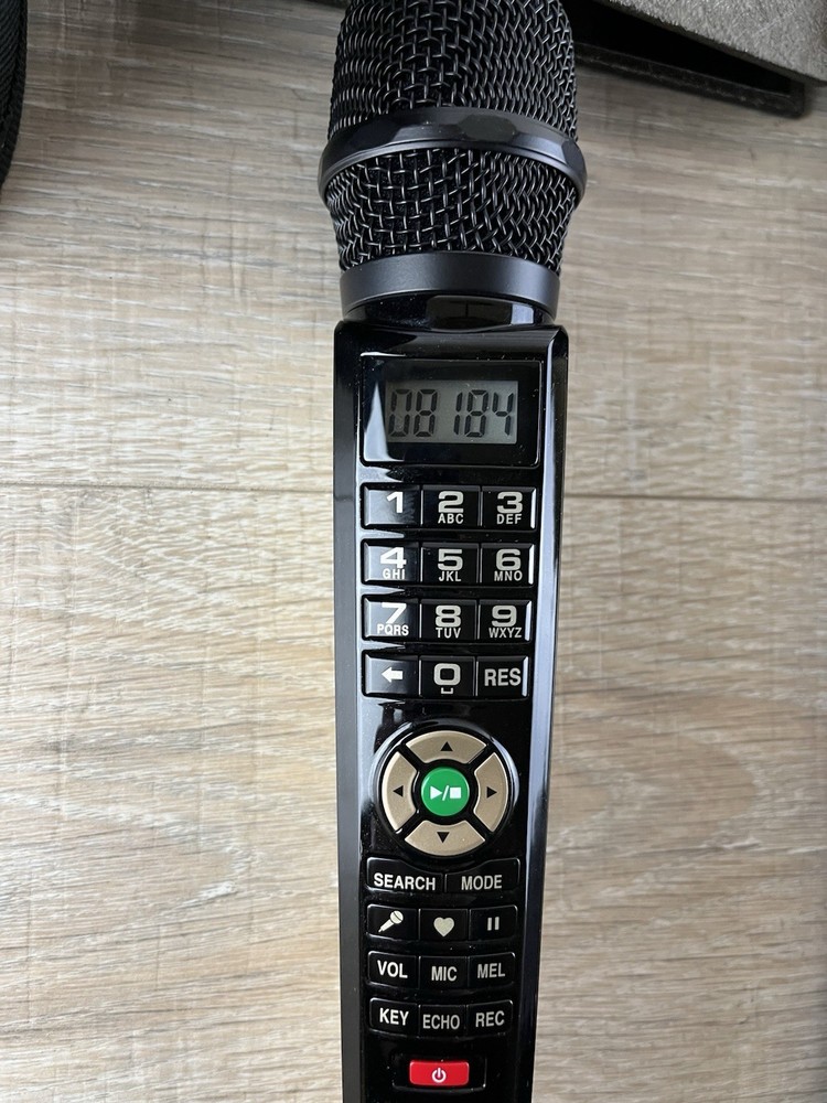 Diamond Magic Sing ET19KV With 2 Microphones, Remote & Accessories Base Used