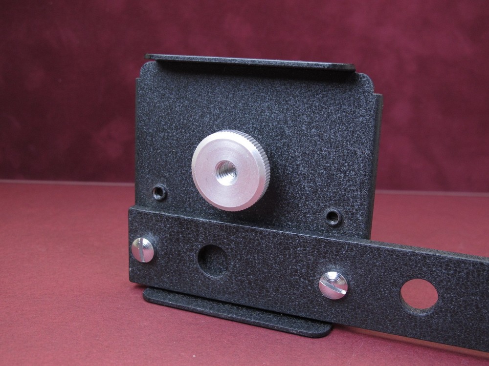TLR Flash Bracket w/ Square Base Plate
