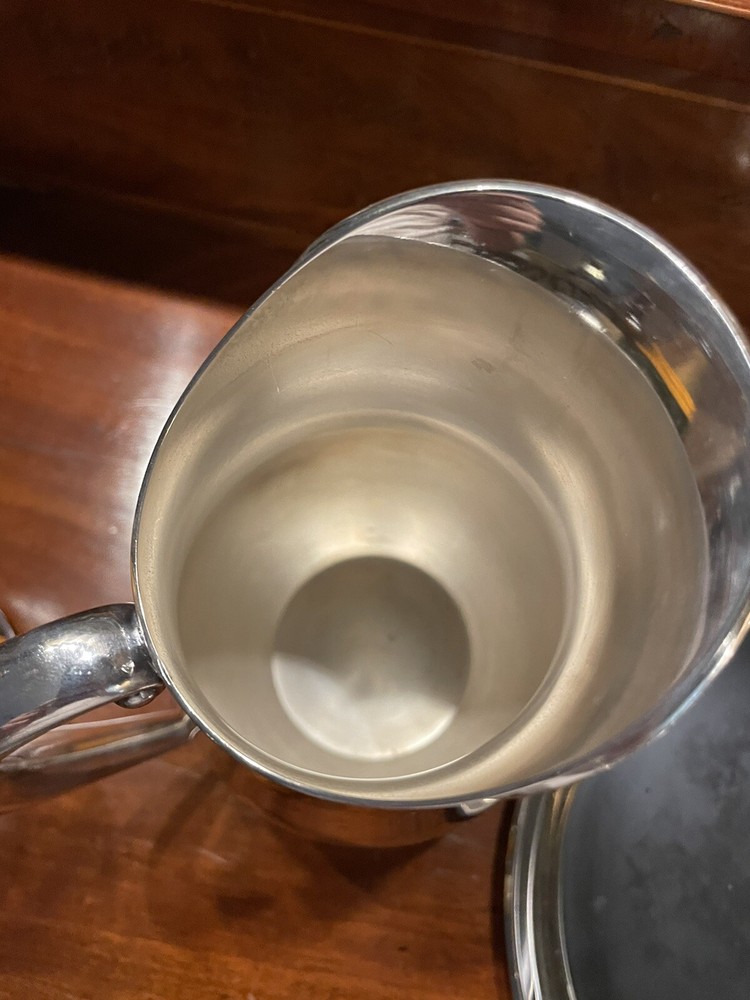 CLASSIC FANCY FOOTED LARGE PITCHER INTERNATIONAL SILVER - SILVER APPLE PATTERN