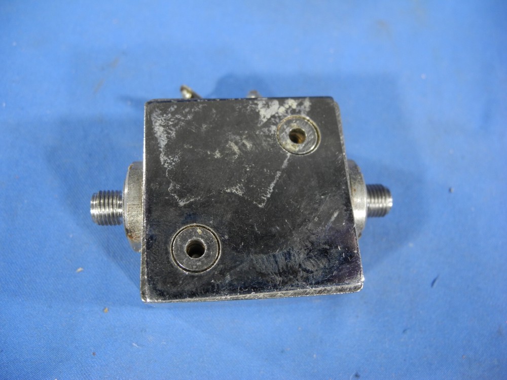 Anzac AM-102 RF Amplifier 5-300 MHz 20VDC (Working Pull)