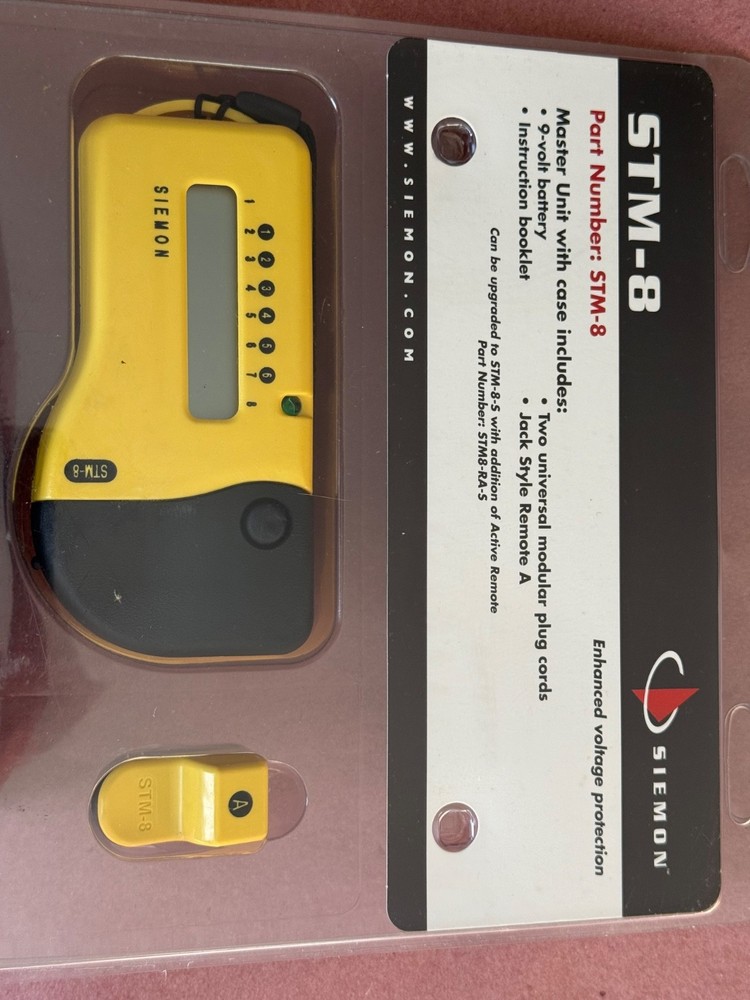 Siemon Cabling System STM-8 UTP Cable tester and Carrying Case.