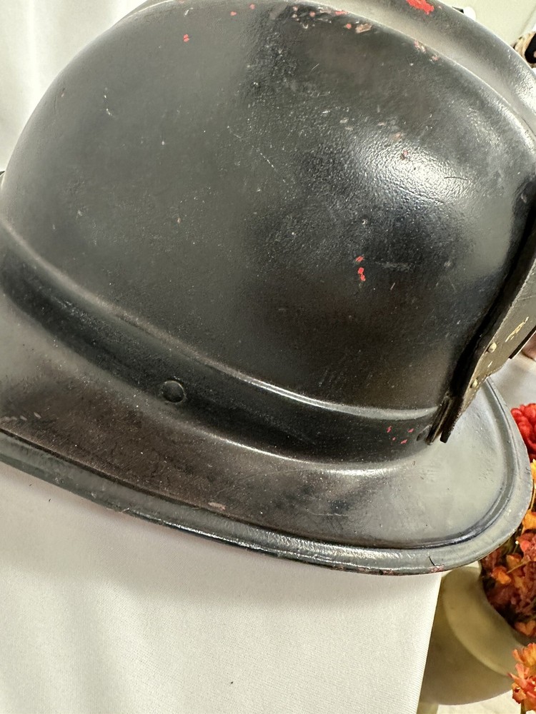 TIFD Engine No.2 Fire Helmet