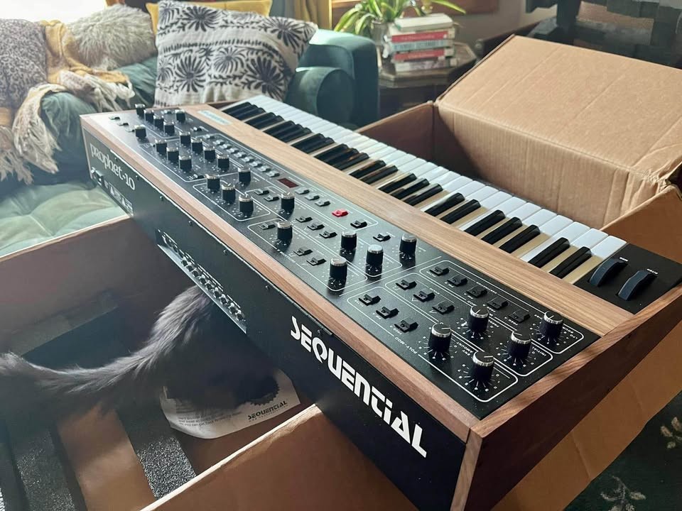 Sequential Prophet 10 analog poly synth IN BOX barely used