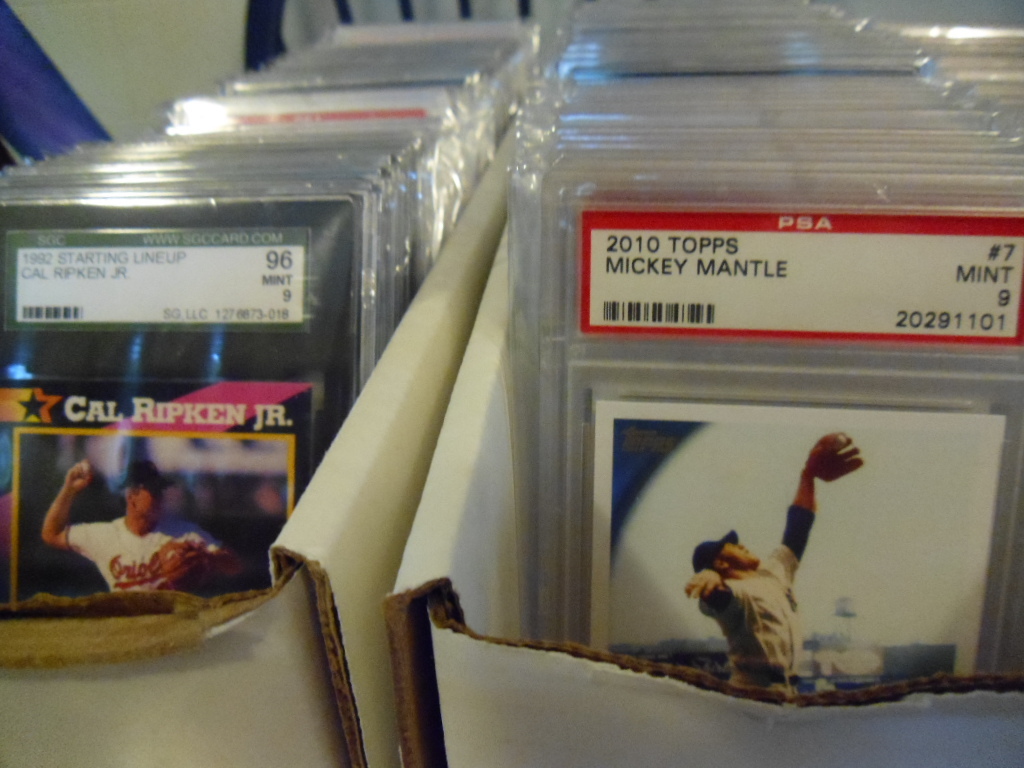 Unopened Vintage Baseball Card Packs From Estate Sale! 300 Cards Per Lot! MANTLE