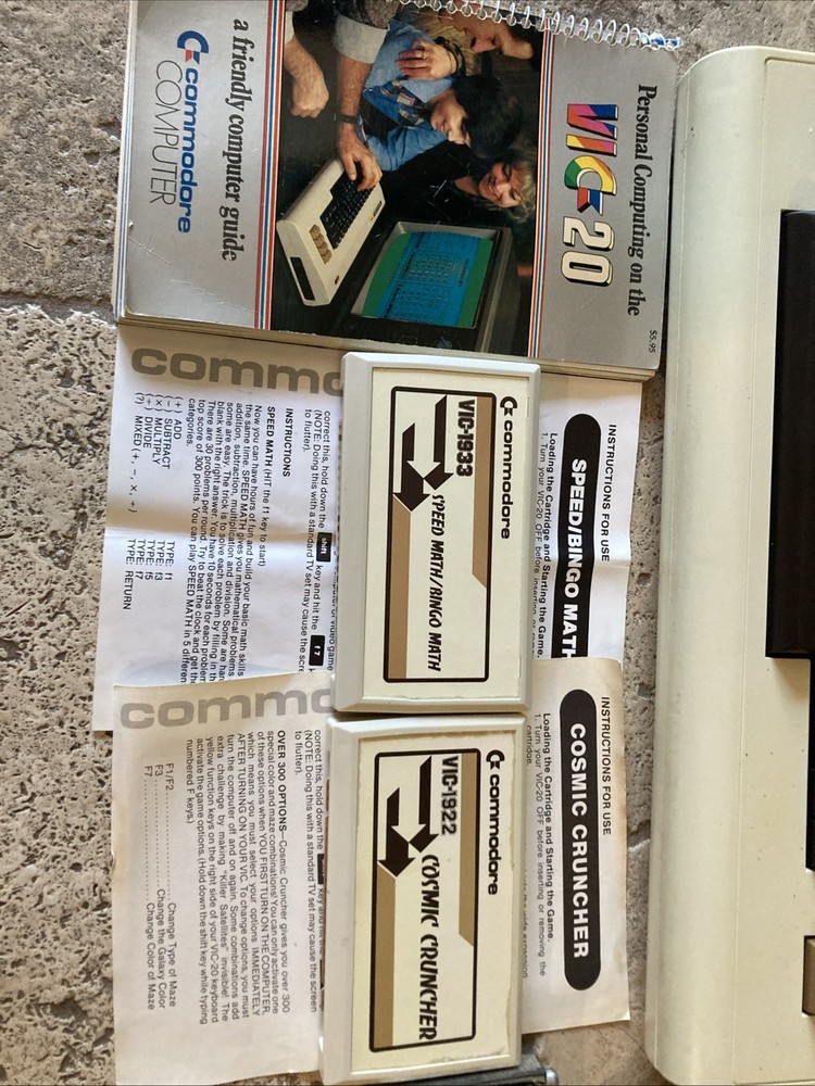 Commodore VIC 20 Personal Computer w Games & Original Box