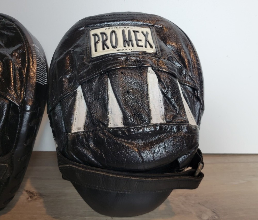 Title Boxing Pro Mex Fight Strike Pads 15oz Training