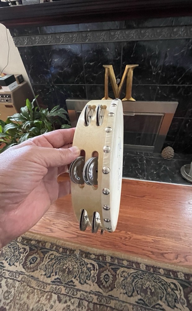 LANA DEL REY SIGNED AUTOGRAPHED TAMBOURINE “BIG & BOLD” ONE OF A KIND GEM 💍