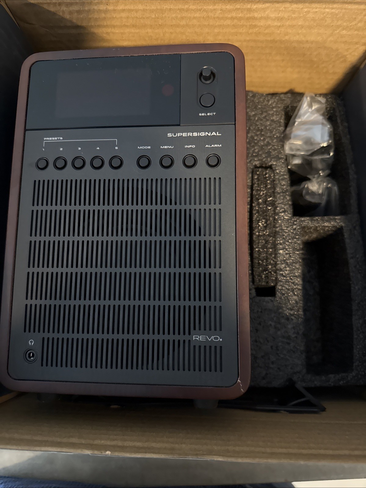 Revo Super Signal DAB+ FM-Radio