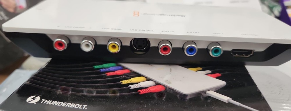 Blackmagic Design Intensity Shuttle Capture Card for Thunderbolt Used Missing Po