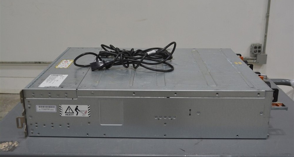 EMC JTFR-2 25-Bay SAS SFF Storage Expansion Array SEE NOTES