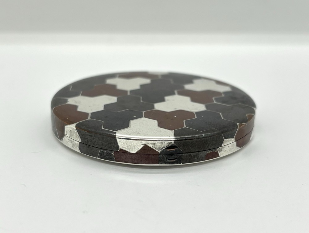 Vintage 950 grade Solid Silver Niello Compact Mirror Case - geometric pattern