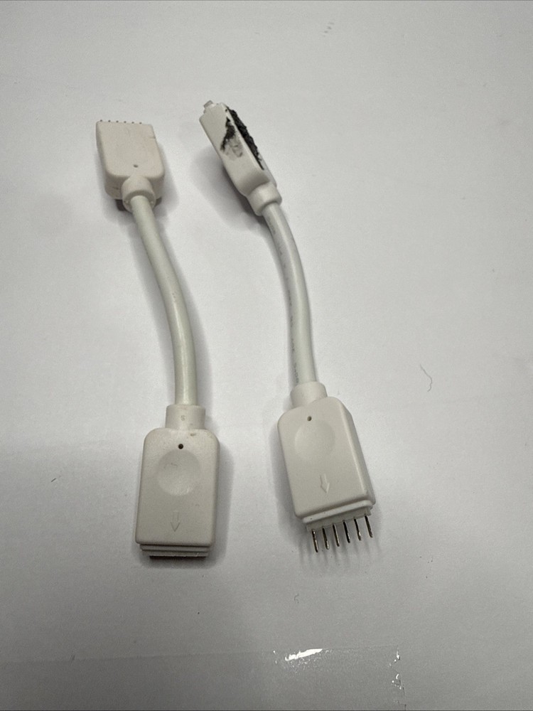 (2) PHILIPS HUE WHITE  CONNECTOR CABLES to controller connector