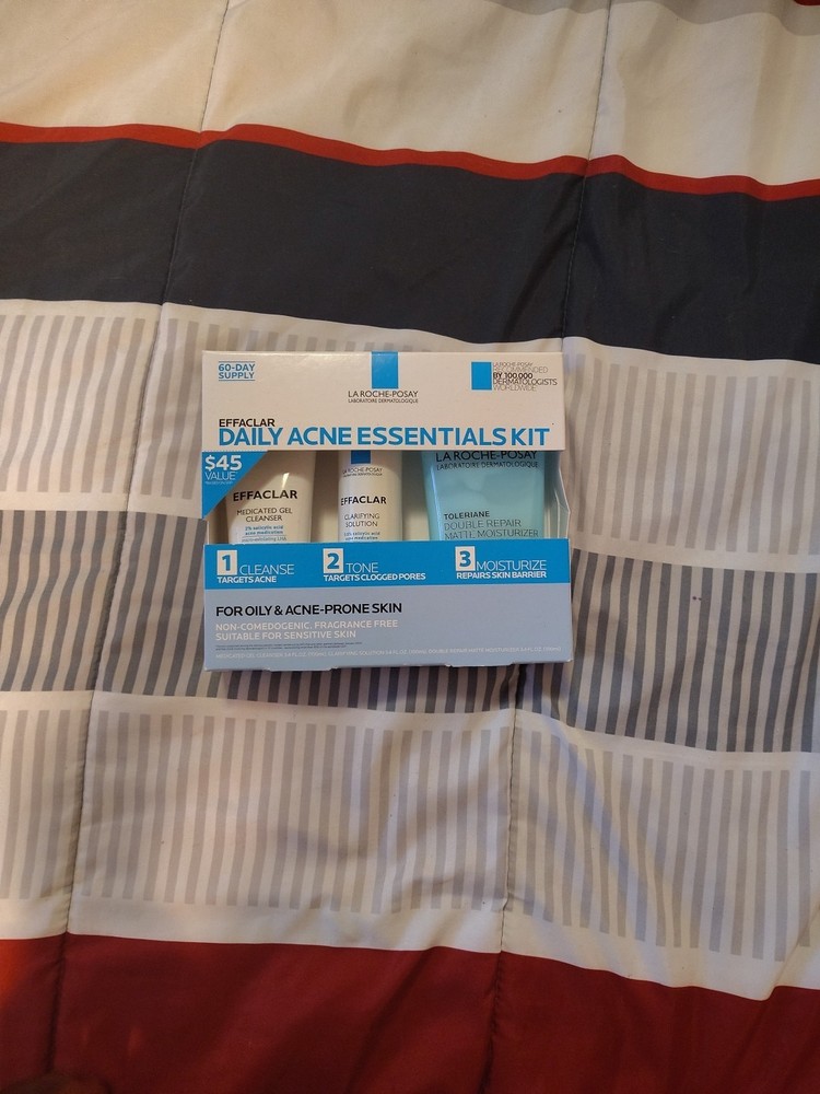 Effaclar Daily Acne Essentials Kit