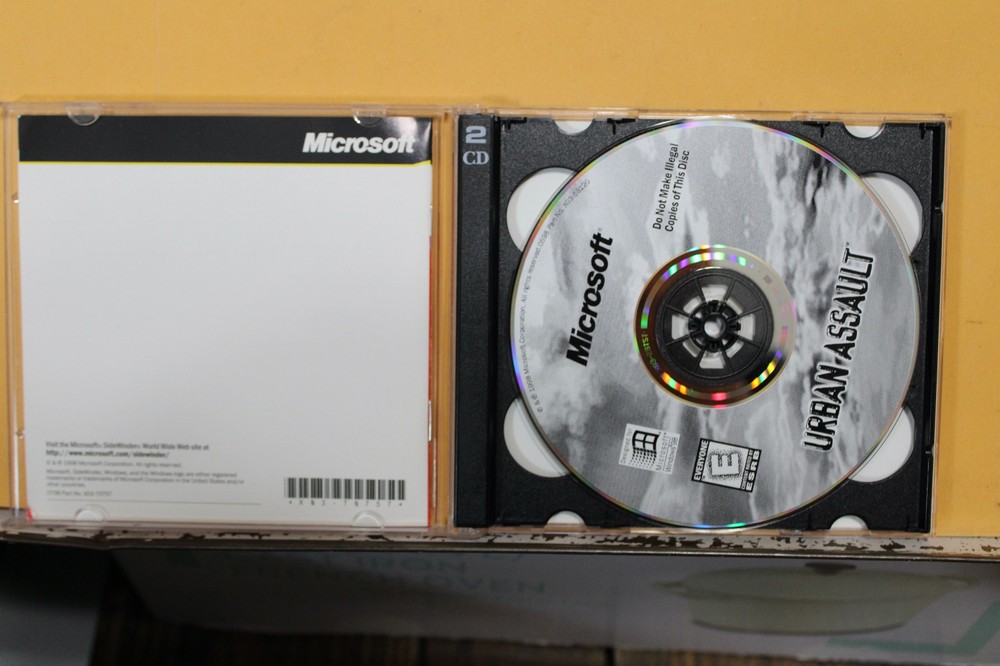 1998 Microsoft Getting Started SideWinder Force Game Controllers Wheel Pro