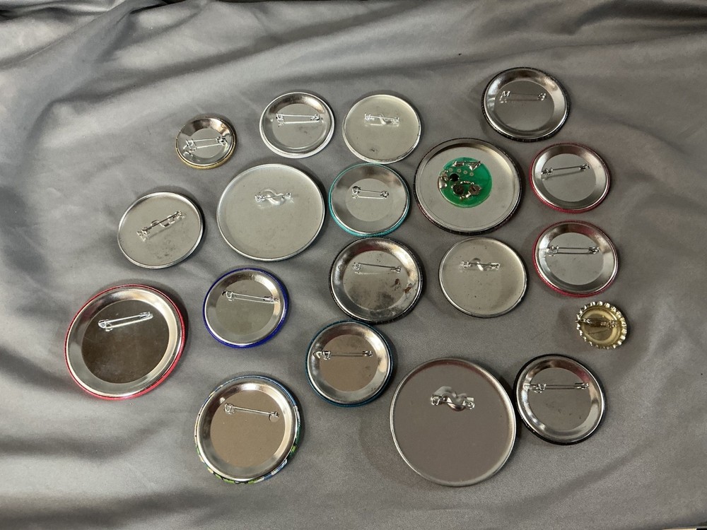 Beer Brewery Pin Back Button Collection 19 Pieces