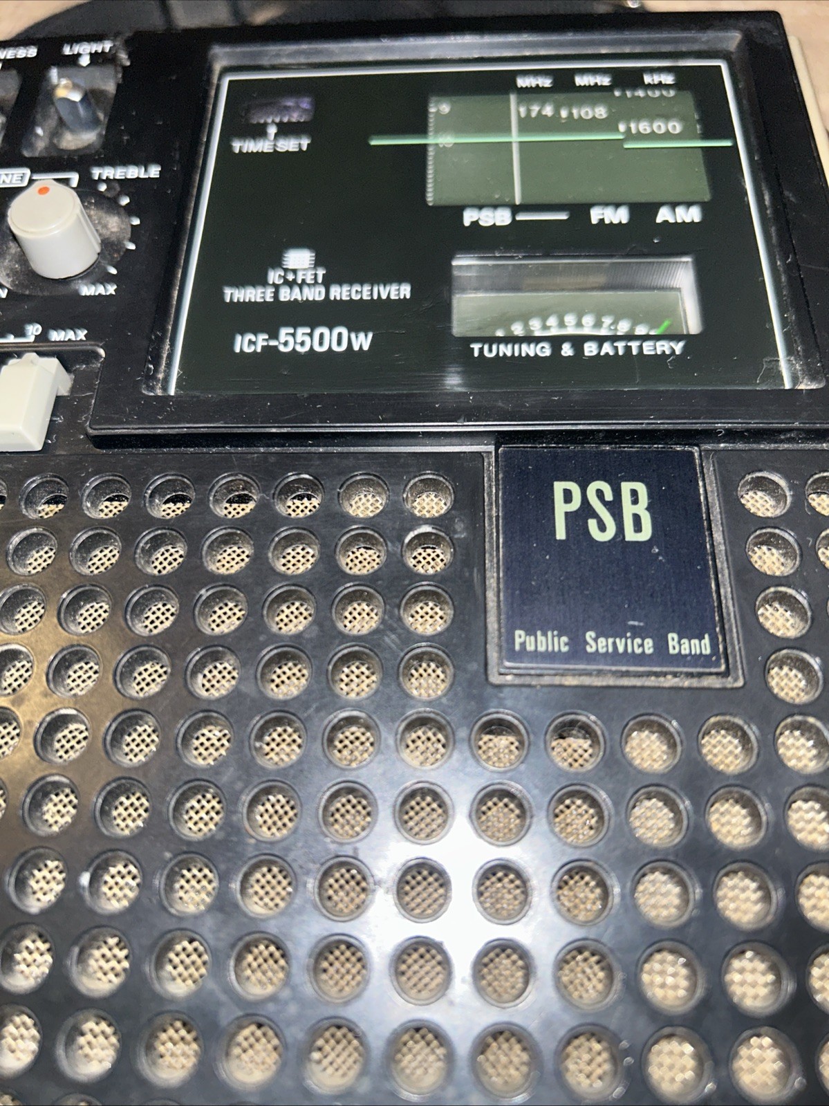 Sony ICF-5500w Three Band Receiver Partially Works For Parts