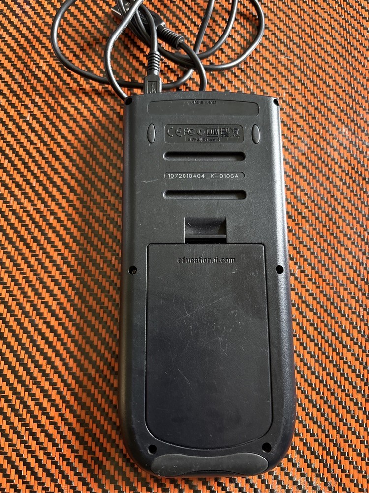 Texas Instruments TI-84 Plus Graphing Calculator Black with Cable Tested