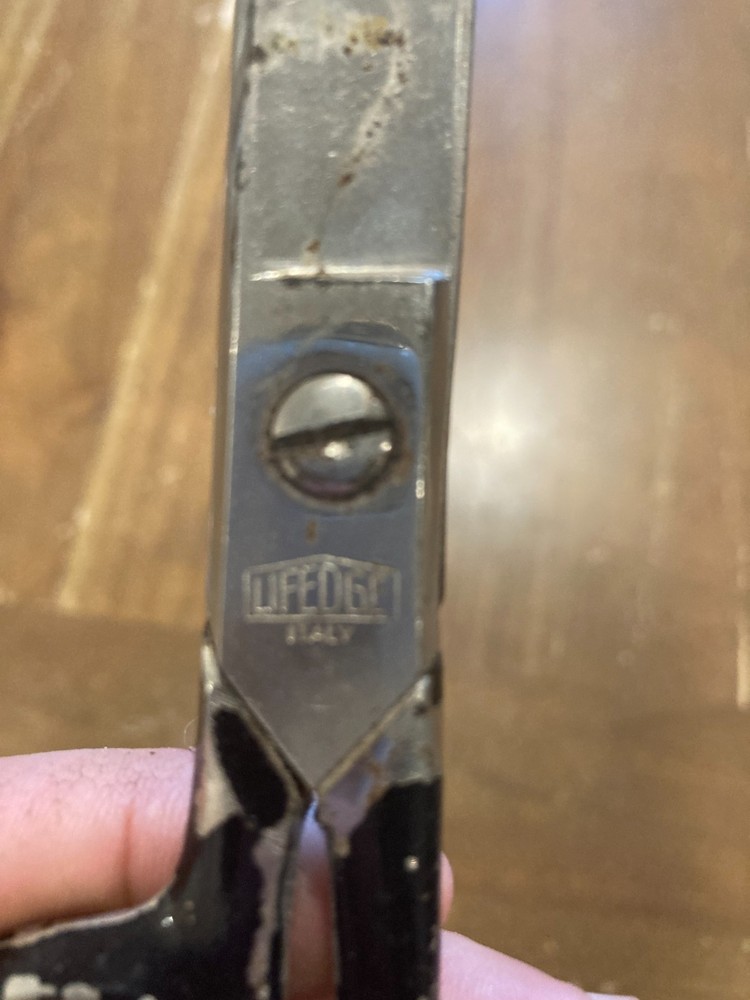 Lifedge scissors