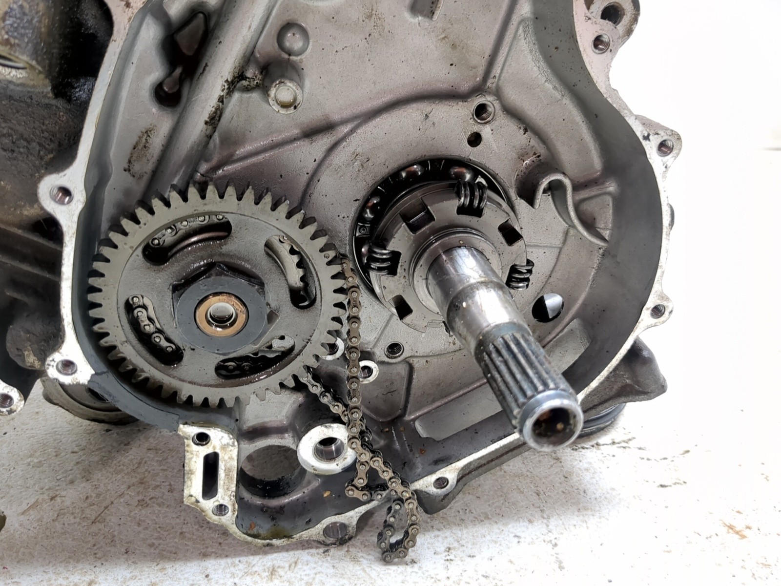 04-08 Yamaha Grizzly 660 YFM660 Engine Motor Block Case W/ Crankshaft