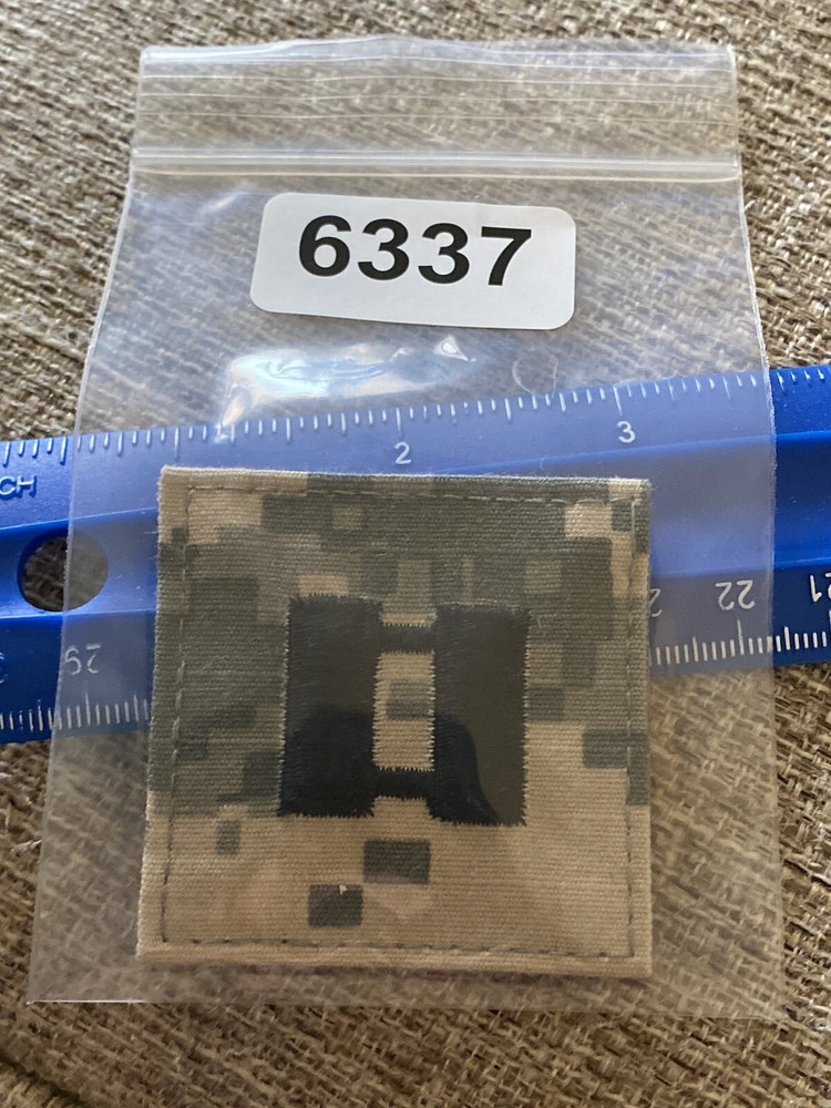 US Army Captain CPT O-3 Rank ACU Hook / Loop Pattern Military Patch INV6337