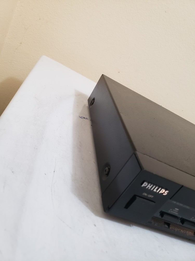 Philips Digitsl Synthesized Stereo Tuner FT565