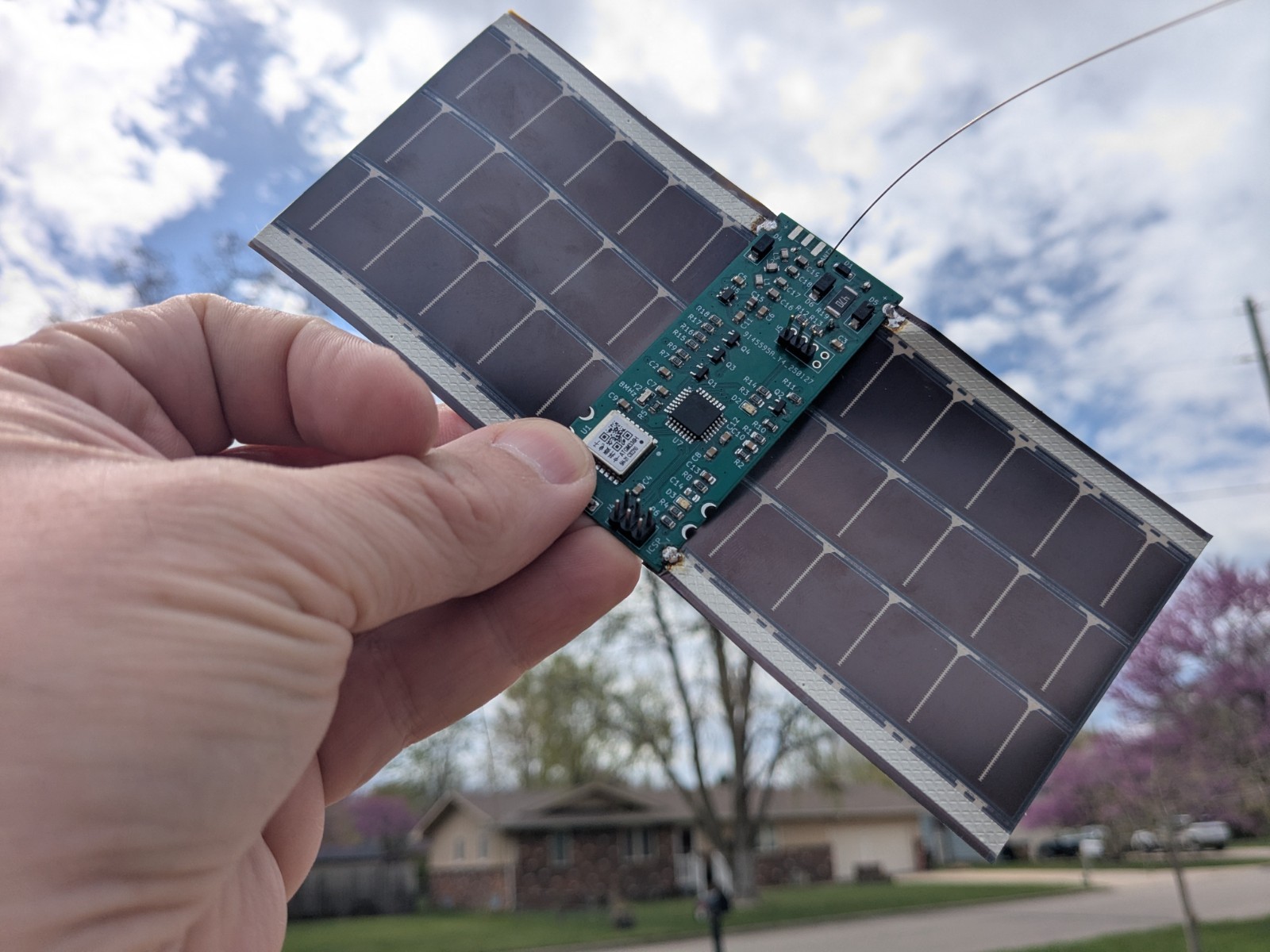 Project: Traveler ptSolar APRS Tracker for Pico Balloons