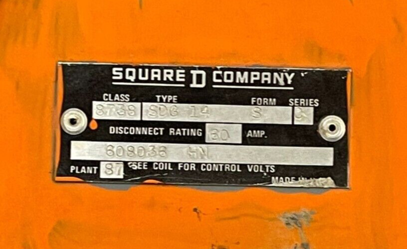 SQUARE D 8738 27A NEMA REVERSING COMBO STARTER