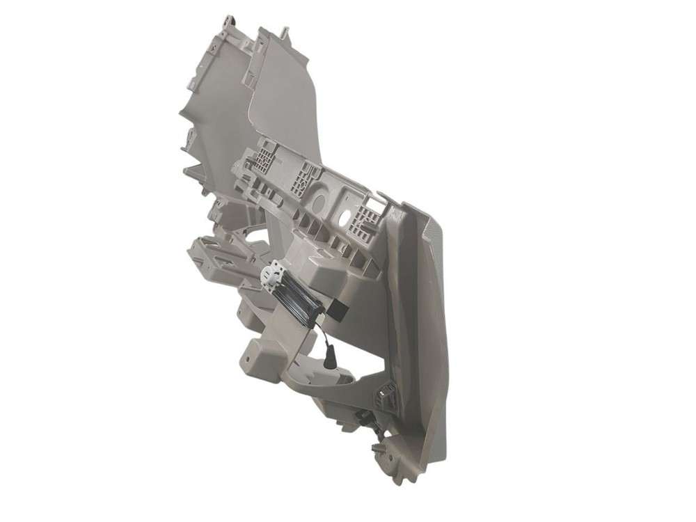 VOYAGER 2020 Dash Bezel 623572