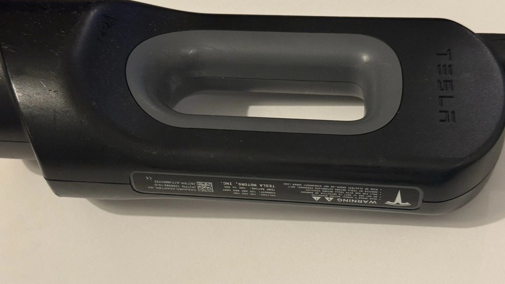 Tesla CHAdeMO Charging adapter