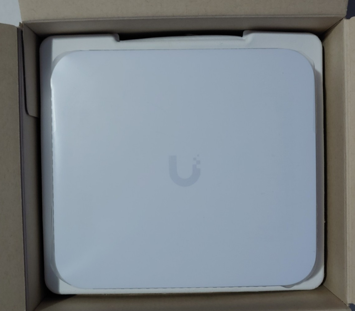 Ubiquiti UXG-MAX Gateway Max Multi WAN Gateway 2.3 Gbps Routing,2.5 GbE Ports US