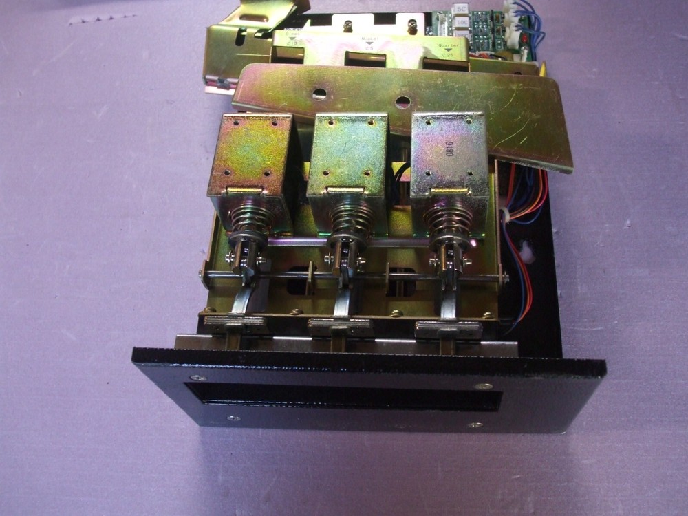 Gennesis GO127 combo vending machine coin acceptor