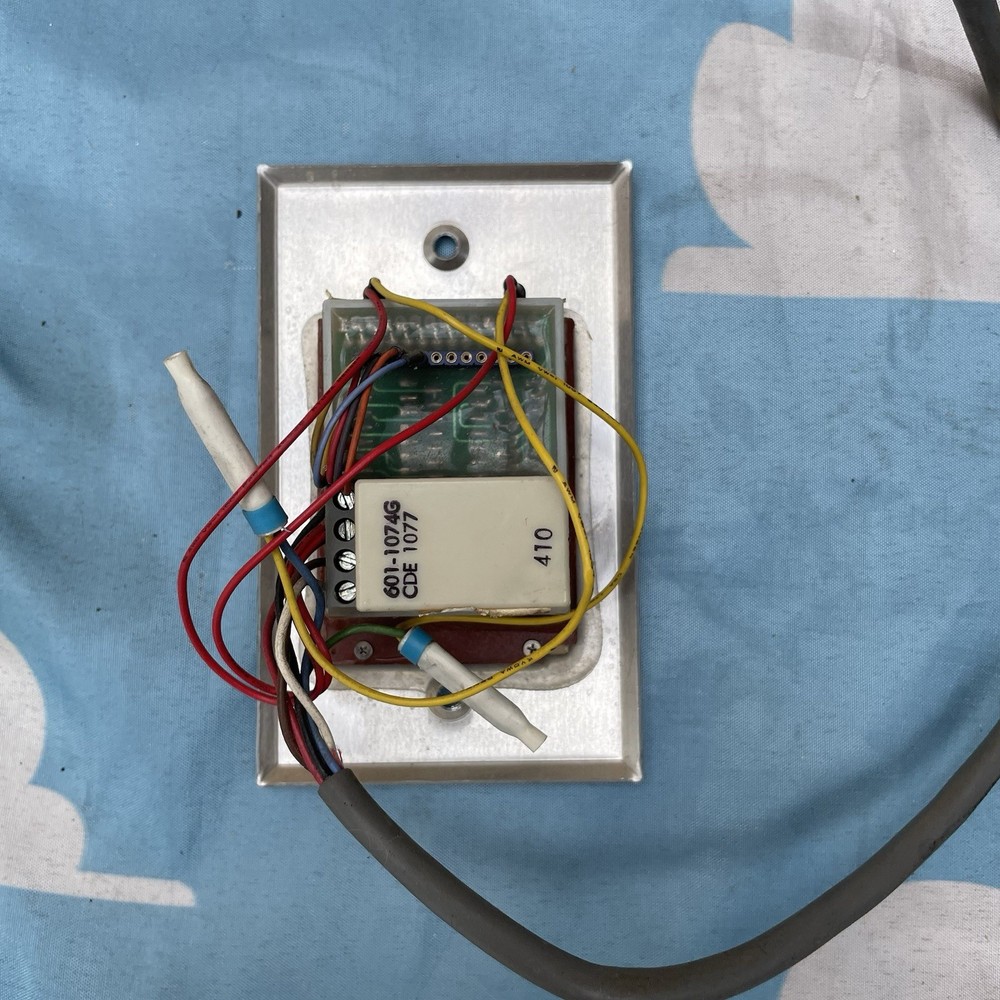 Corby 7020 Numeric Keypad Panel Single-Gang 2 LED Indicators for Security System