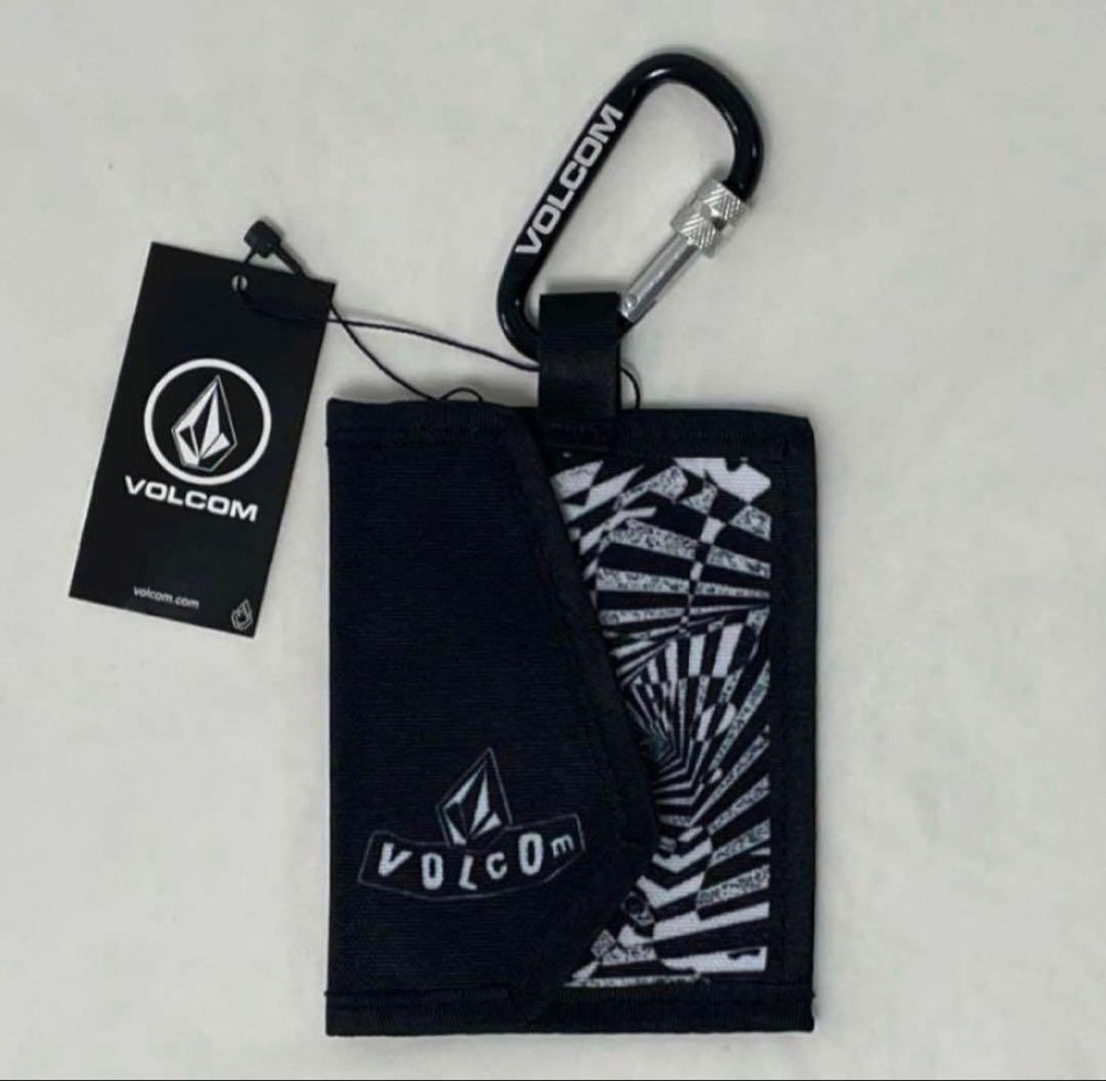 Volcom Pass Case With Carabiner Passcase Black White Color