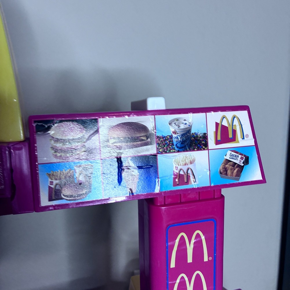 Vintage 2000s McDonald's Drive Thru Kitchen Playset READ DESCRIPTION