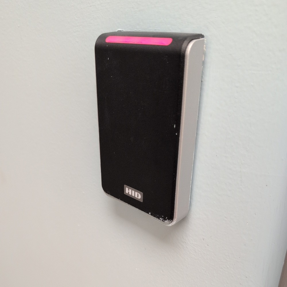 HID 40NKS-T2-000000 Signo 40 Wall Mount Reader