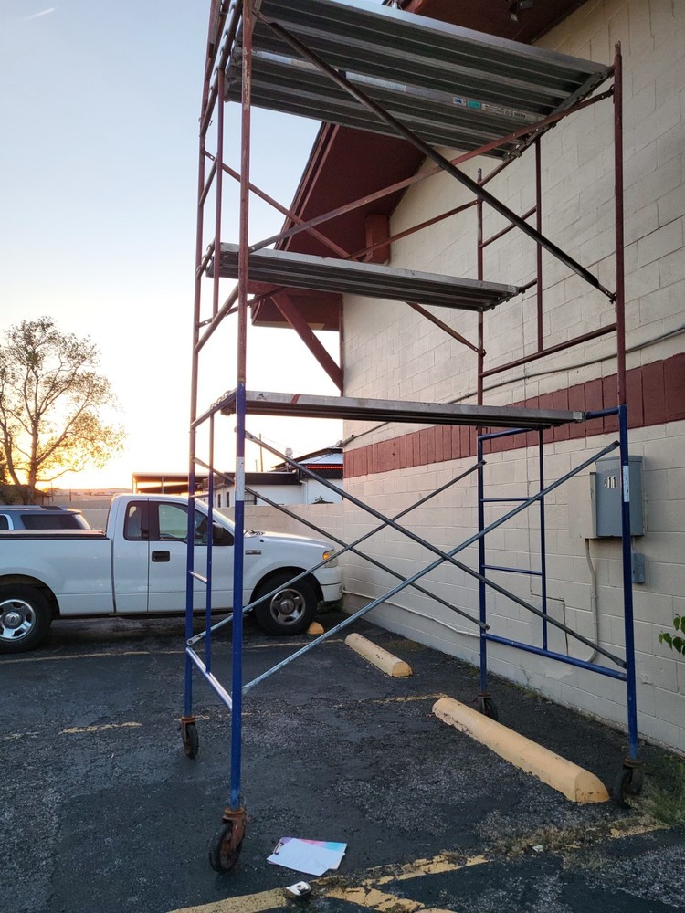 -A Scaffold Set 3 levels, no platforms