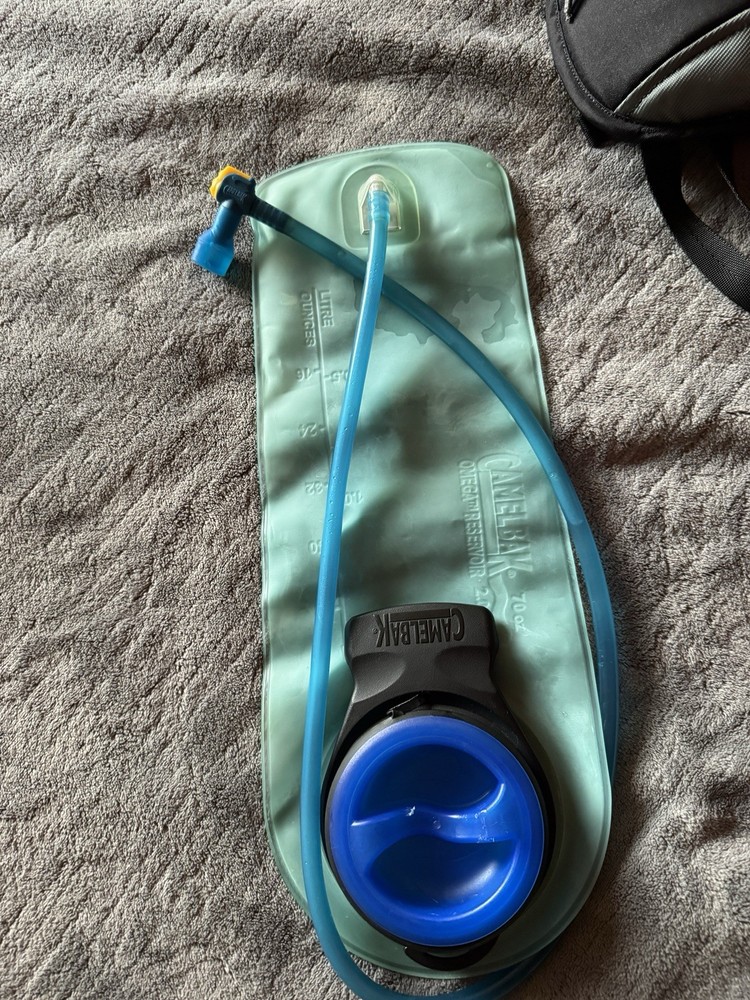 Camelbak Hydrobak Hydration Backpack (With Reservoir) Black & Grey