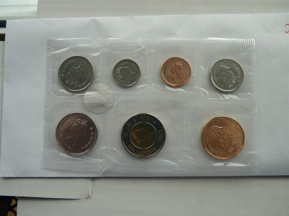 2003 P ORIGINAL CANADA SCEALE PL SET ROYAL CANADA MINT